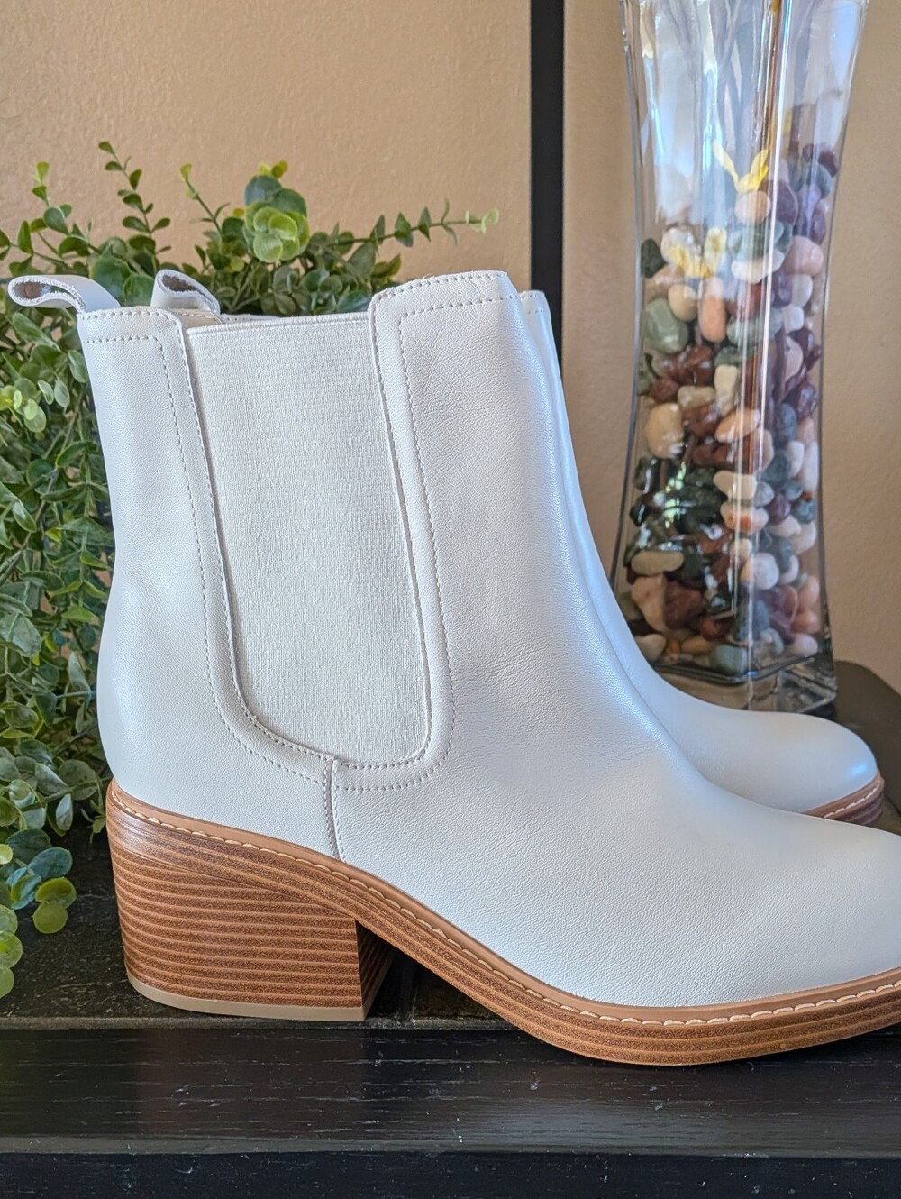 NWT! Marc Fisher Block Heel Round Toe Dress Booties in IVORY Size 10M